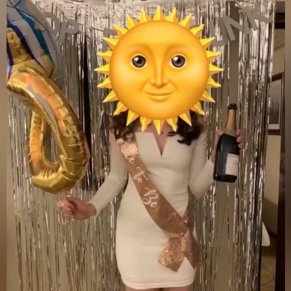 Lulu’s Off Shoulder Wedding Dress - Picture 1 of 4